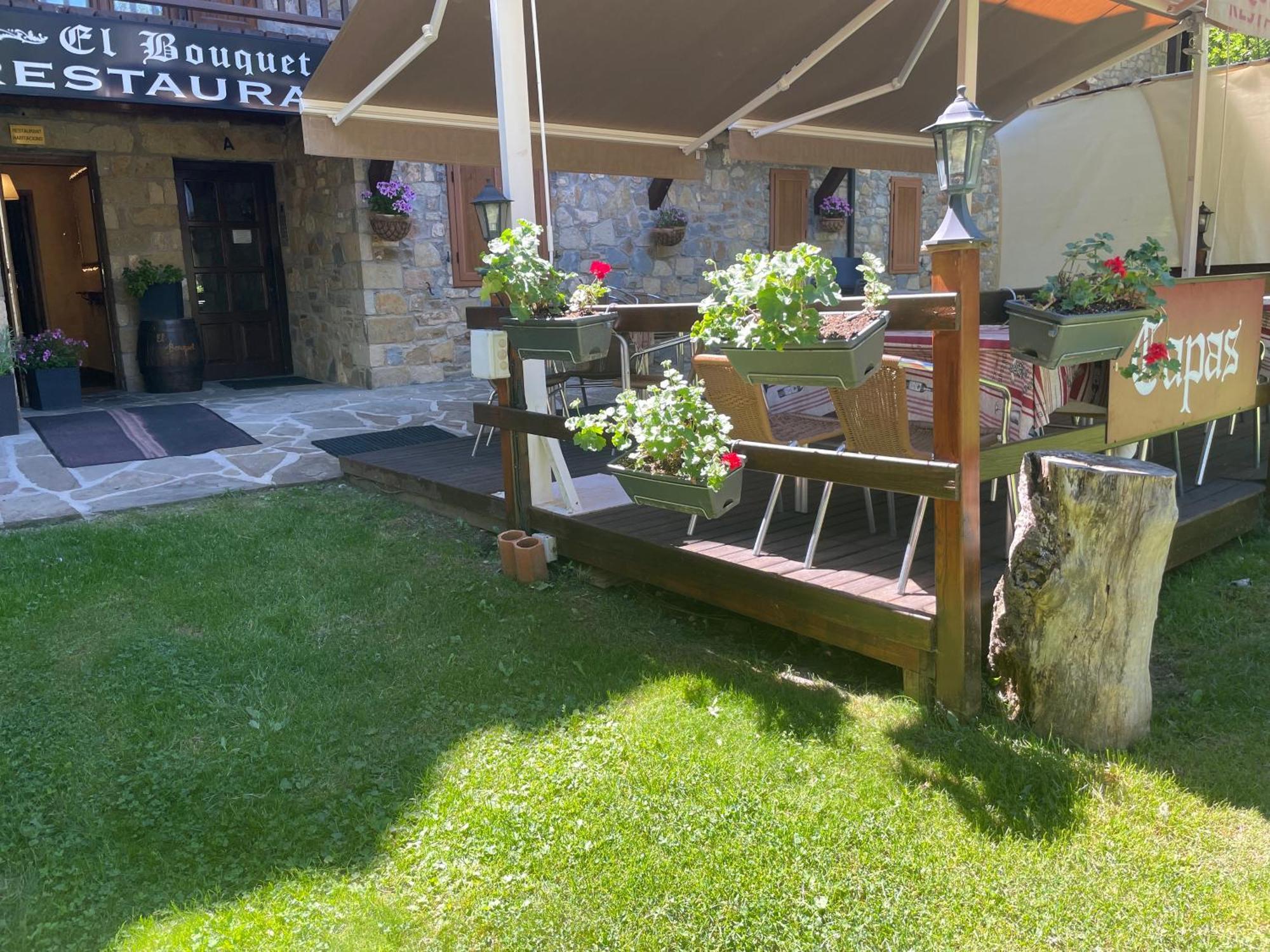 El Bouquet Otel Pla de l'Ermita Dış mekan fotoğraf